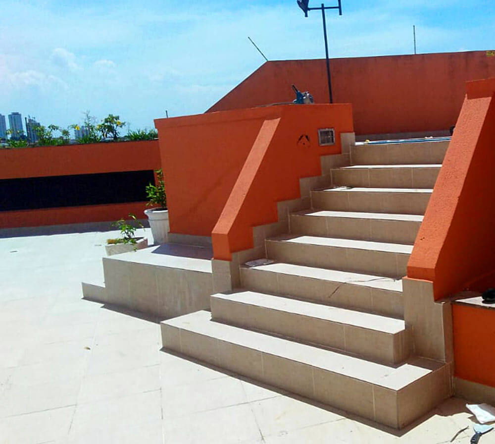 Vila Formosa - SP: Impermeabilização de Piso com manta asfáltica e colocação de porcelanato 