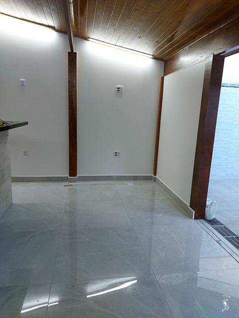 Churrasqueira: Condomínio Granja Viana